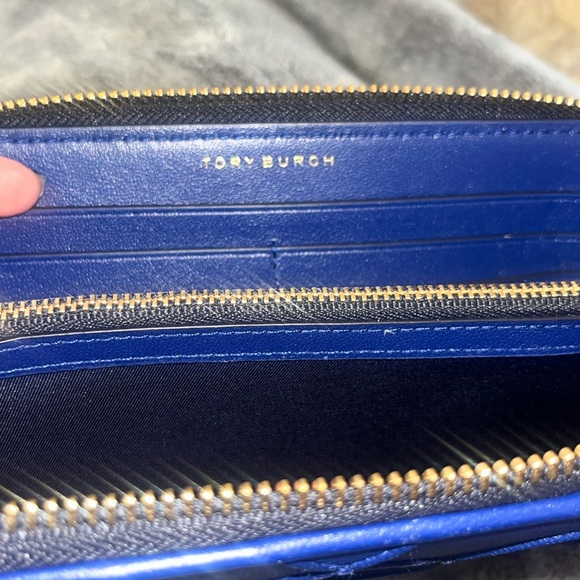 💙💙💙GORGEOUS BLUE TORY BURCH CONTINENTAL ZIP WALLET💙💙💙 - Picture 7 of 13